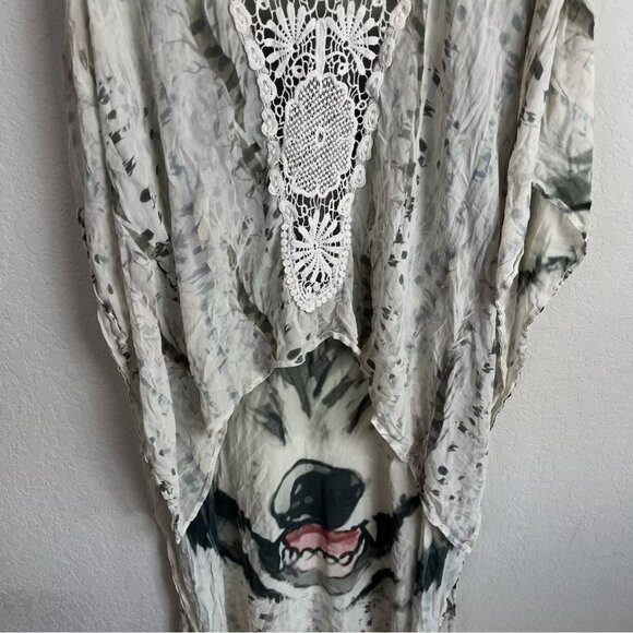Agua Bendita Wolf Tunic, Sheer Beach Cover Up - Picture 4 of 7